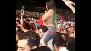 Play XXX movies with great Loredana penetrated at a concert