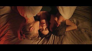 Play The greatest satisfaction of these young people is to do threesomes