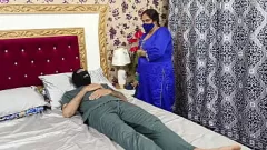 Redă Întâlnirea vaporoasă a servitoarei indiene cu șeful: Pasiunea hardcore dezlănțuită