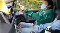 Jouer Asian Grab Driver offre de l'argent pour du sexe en public dans une farce audacieuse !