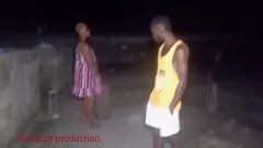 Reproduzir Pego em flagrante: festa do pijama inesperada de Tall Lizzy (novo swing cock parte 2)