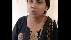 Reproducir El coño caliente de la belleza bengalí: una historia de sexo desi