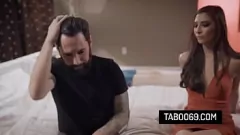 Play Cheating Husband Caught in Threesome with Escort Gianna Dior and Wife Chanel Preston