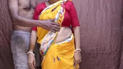 Reproduzir Milf indiano em saree não se cansa do pau duro de Dick King - role -role -role -role