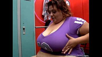 Reproduzir Xnxx filme para quem tem fantasias com xoxotas gordas