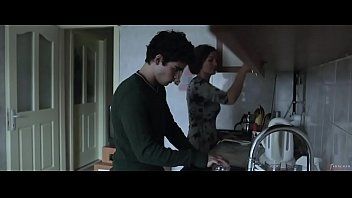 Xnxx avec des filles sexy de 18 ans ont des relations sexuelles satisfaisantes